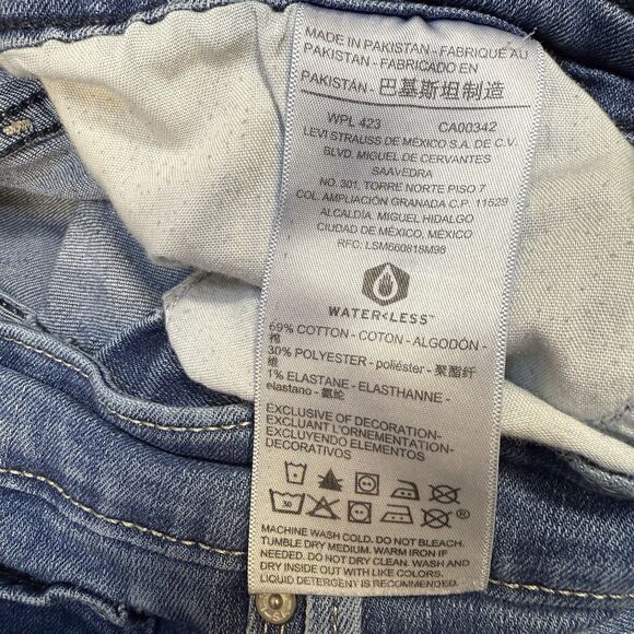 Levis Signature Jeans Womens Size 14S (32Wx30L) Blue Denim Mid-Rise Bootcut - Picture 6 of 10